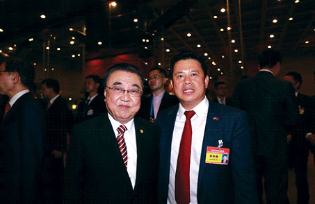 泰国石狮商会热烈欢迎中国国务院总理李克强莅泰访问 泰国石狮商会热烈欢迎中国国务院总理李克强莅泰访问