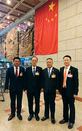 泰国石狮商会热烈欢迎中国国务院总理李克强莅泰访问 泰国石狮商会热烈欢迎中国国务院总理李克强莅泰访问
