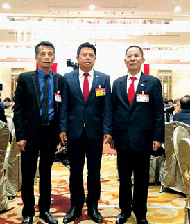 泰国石狮商会热烈欢迎中国国务院总理李克强莅泰访问