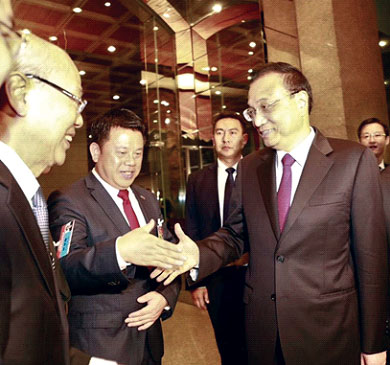 泰国石狮商会热烈欢迎中国国务院总理李克强莅泰访问 泰国石狮商会热烈欢迎中国国务院总理李克强莅泰访问
