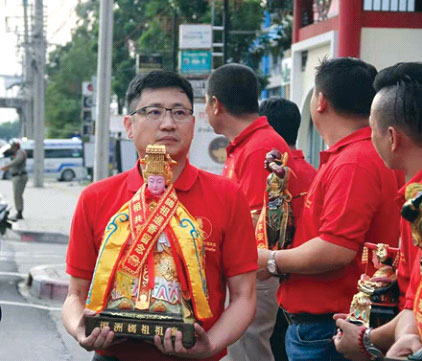 “妈祖下南洋重走海丝路”暨中泰妈祖文化活动周于泰国隆重举行 泰国石狮商会协办活动恭迎妈祖圣驾 “妈祖下南洋重走海丝路”暨中泰妈祖文化活动周于泰国隆重举行 泰国石狮商会协办活动恭迎妈祖圣驾